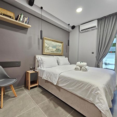 Dione Luxury Business Suite In The Heart Of 아테네 외부 사진