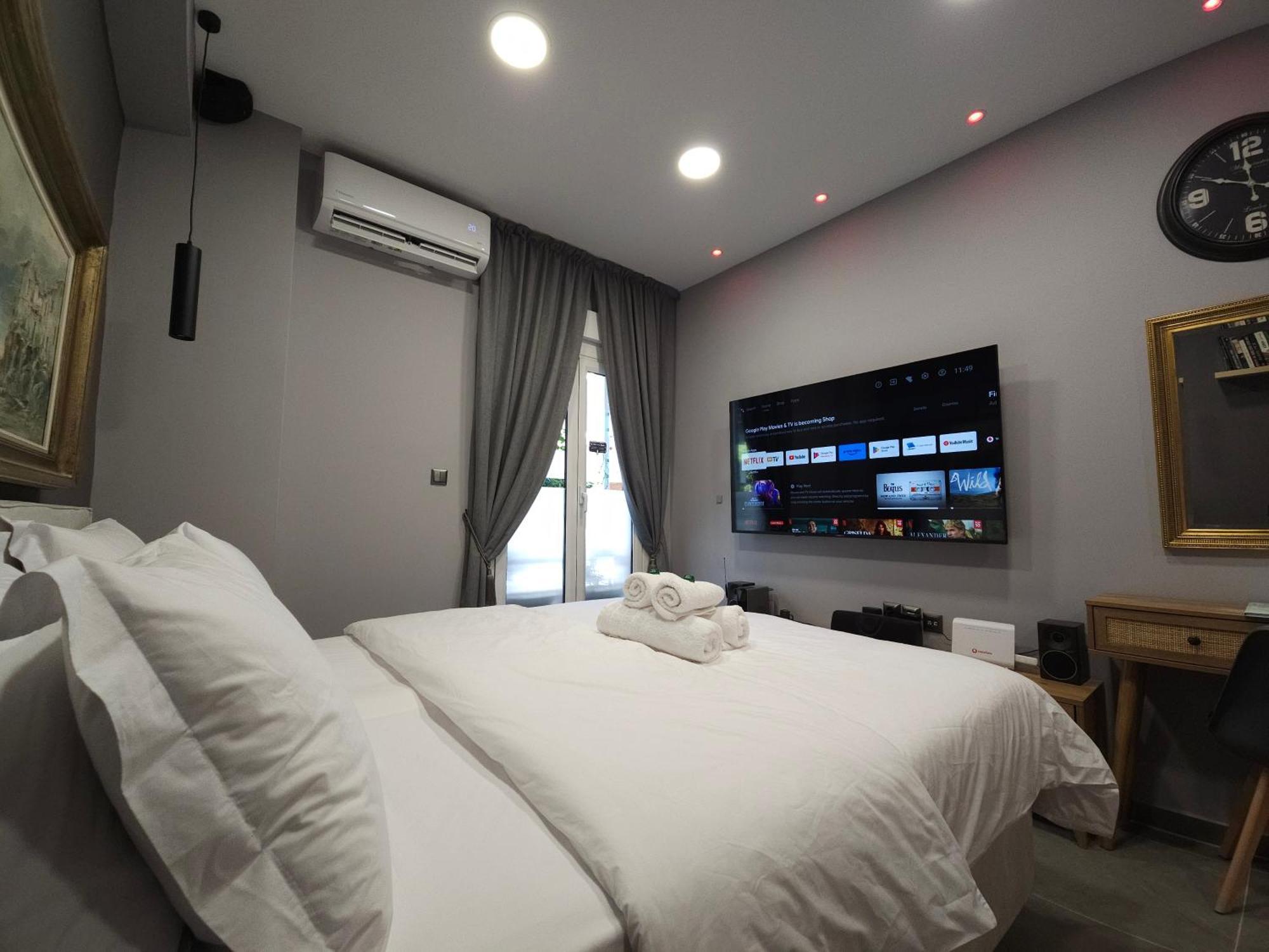 Dione Luxury Business Suite In The Heart Of 아테네 외부 사진