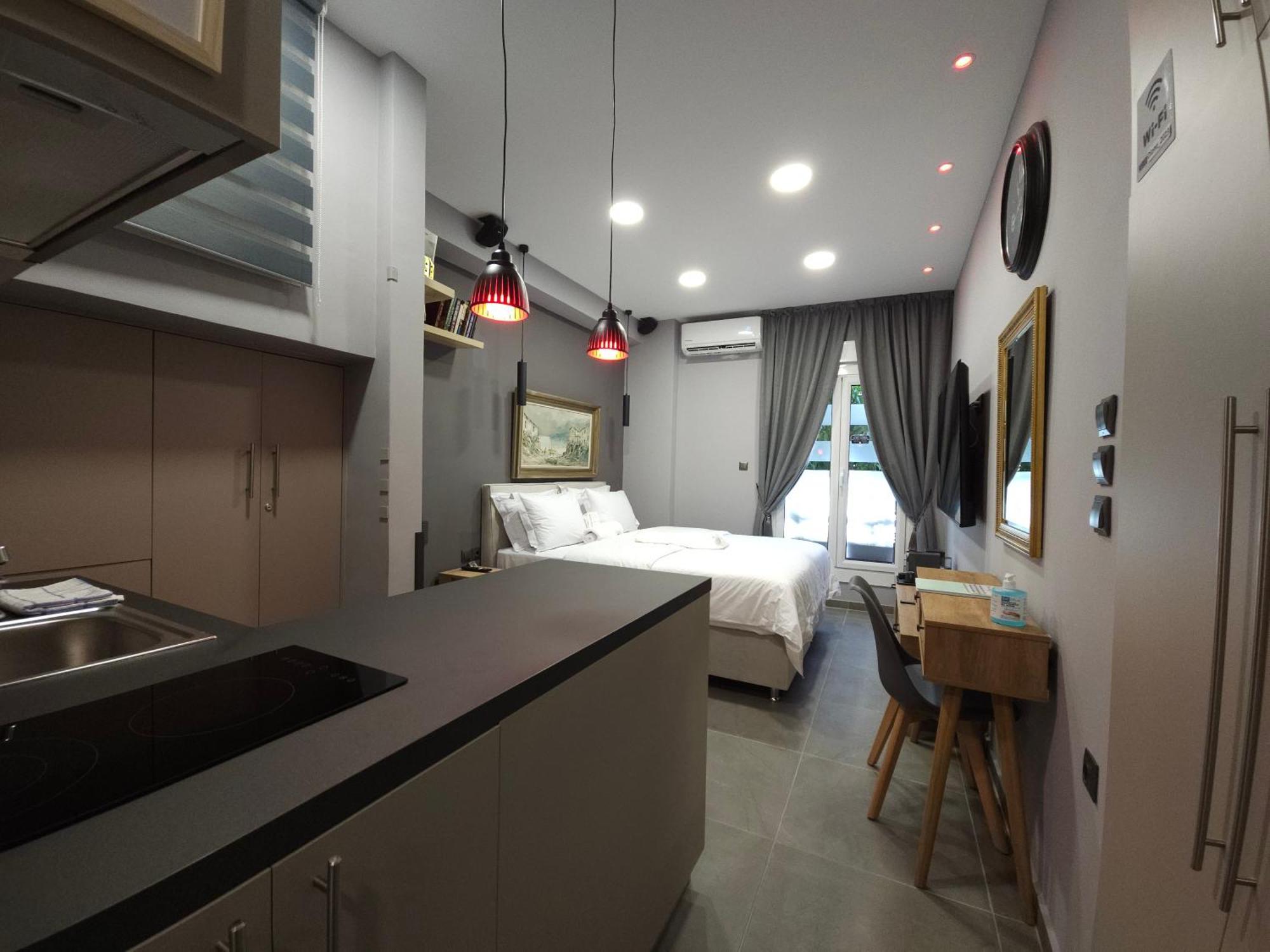 Dione Luxury Business Suite In The Heart Of 아테네 외부 사진