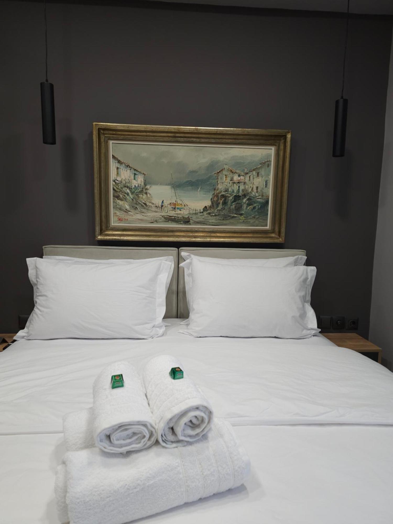 Dione Luxury Business Suite In The Heart Of 아테네 외부 사진