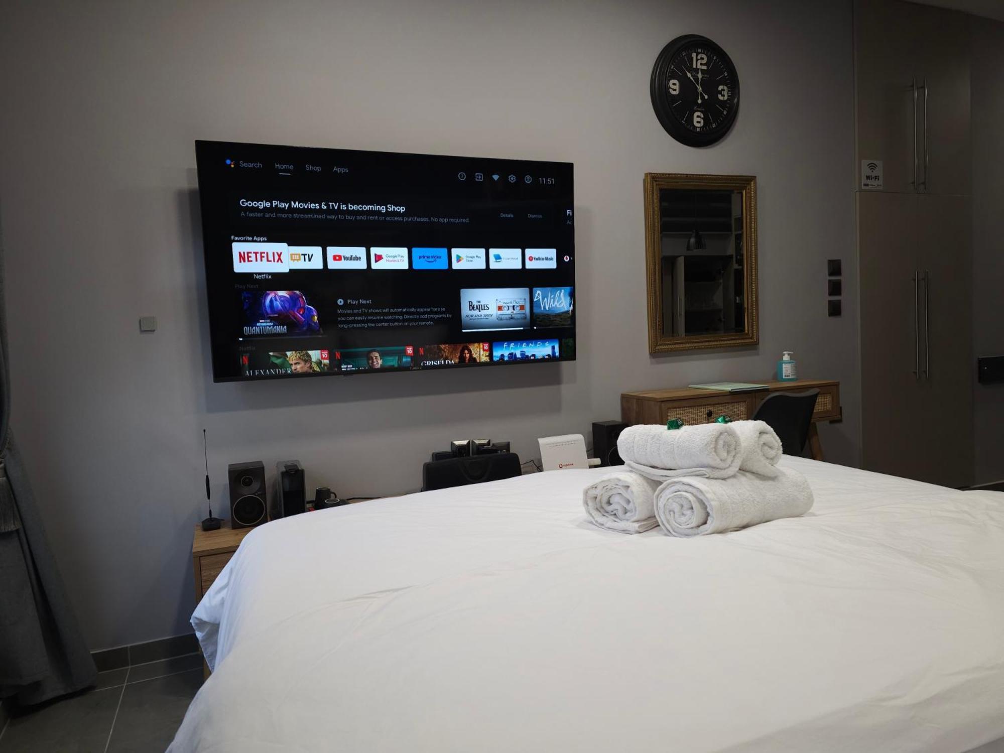 Dione Luxury Business Suite In The Heart Of 아테네 외부 사진