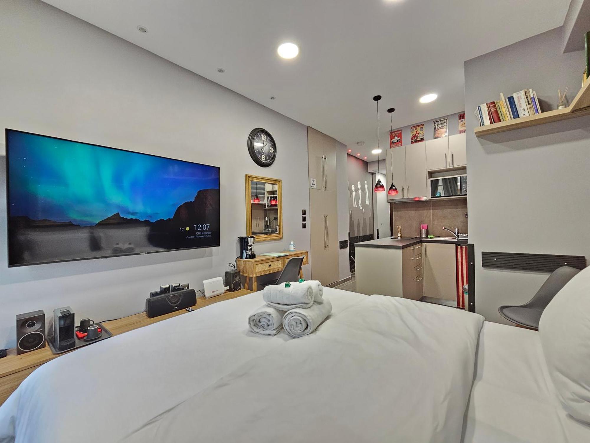 Dione Luxury Business Suite In The Heart Of 아테네 외부 사진