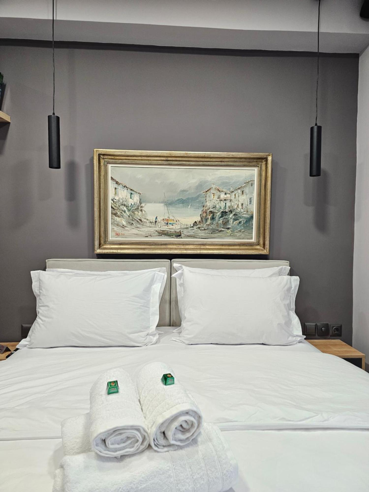 Dione Luxury Business Suite In The Heart Of 아테네 외부 사진