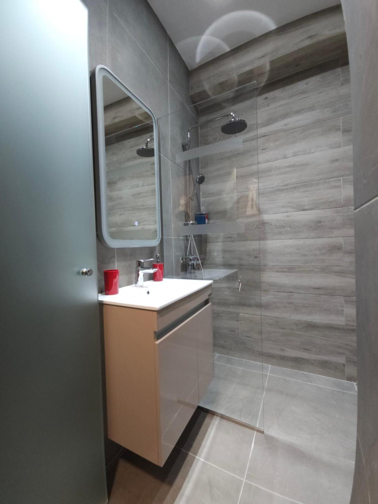Dione Luxury Business Suite In The Heart Of 아테네 외부 사진