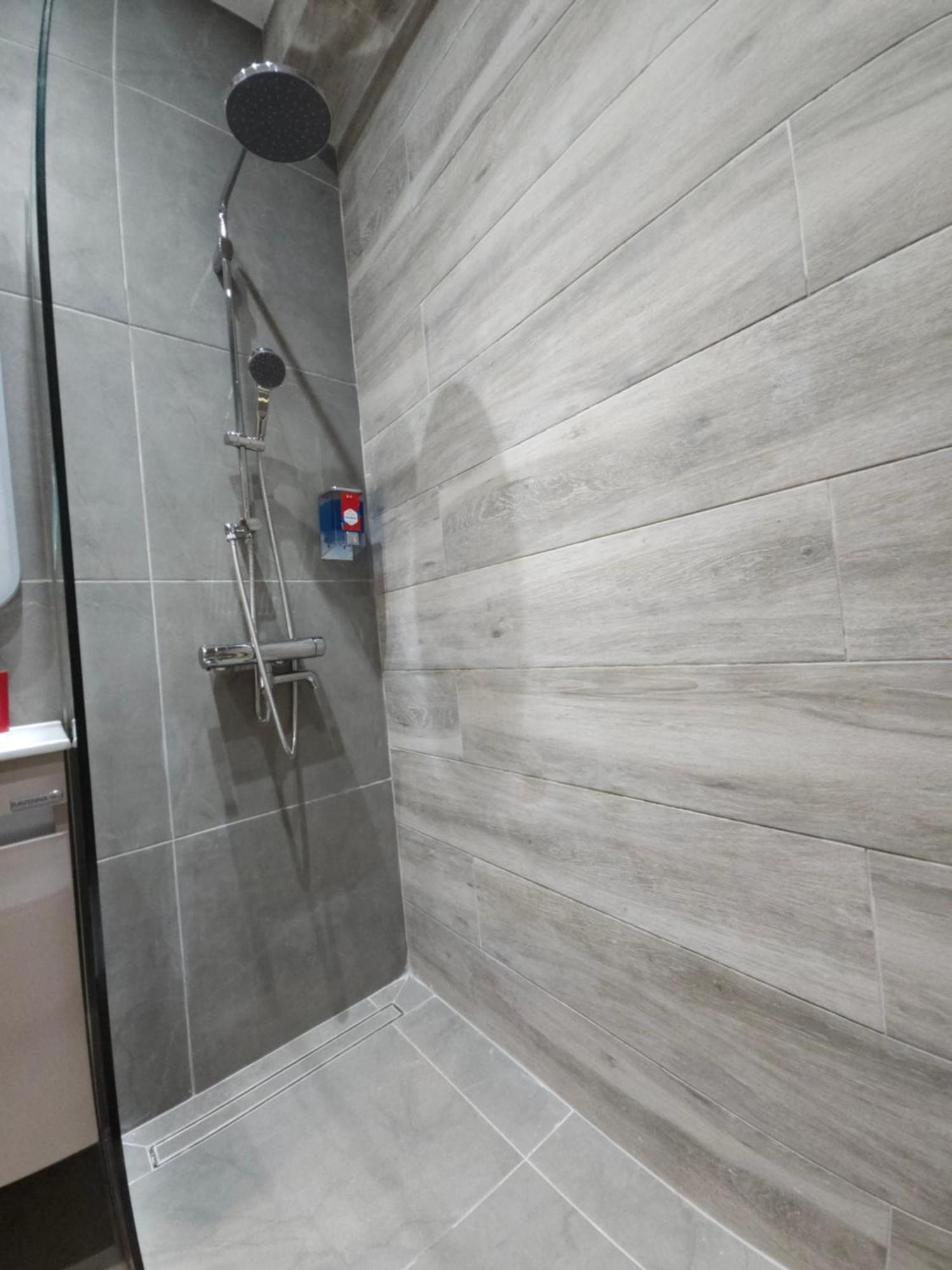 Dione Luxury Business Suite In The Heart Of 아테네 외부 사진